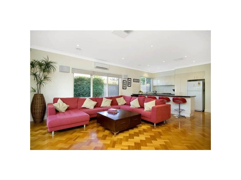 2/37 Olympiad Crescent, Box Hill North VIC 3129