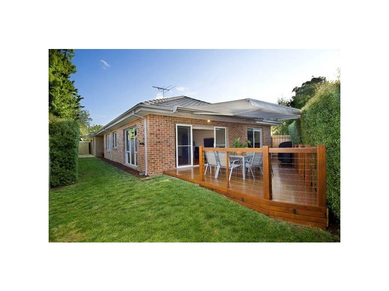 2/37 Olympiad Crescent, Box Hill North VIC 3129