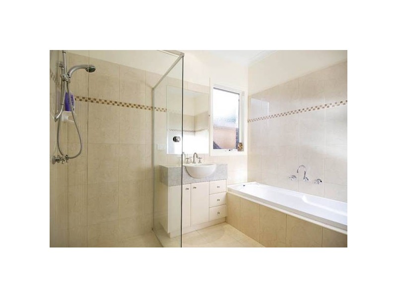 2/37 Olympiad Crescent, Box Hill North VIC 3129