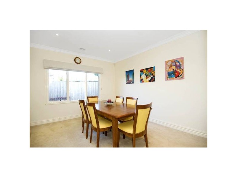 2/37 Olympiad Crescent, Box Hill North VIC 3129