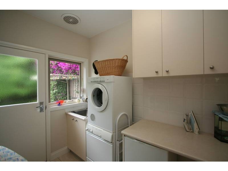 4/4a Collins Court, Balwyn VIC 3103