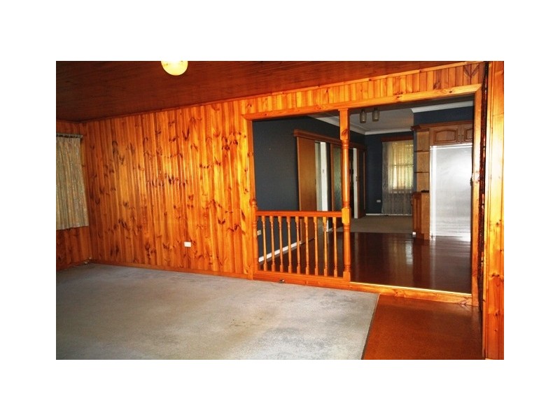 115 South Street, Telarah NSW 2320