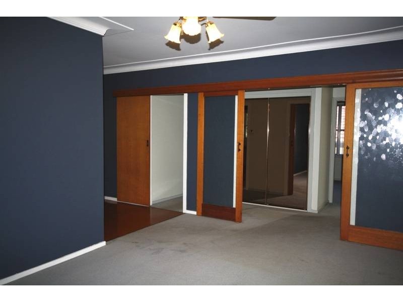 115 South Street, Telarah NSW 2320