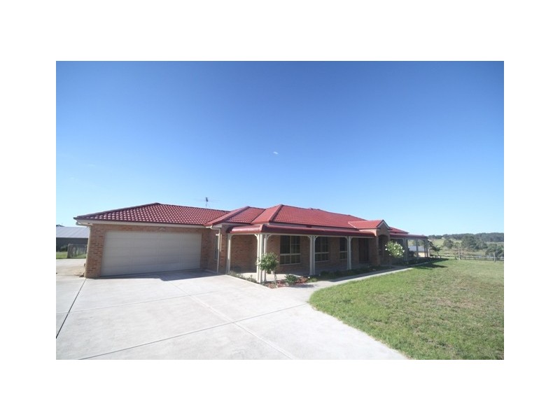 2 Tranquil Close, Louth Park NSW 2320