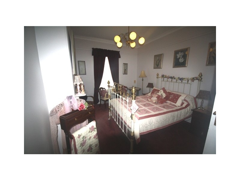 14 Banks Street, East Maitland NSW 2323