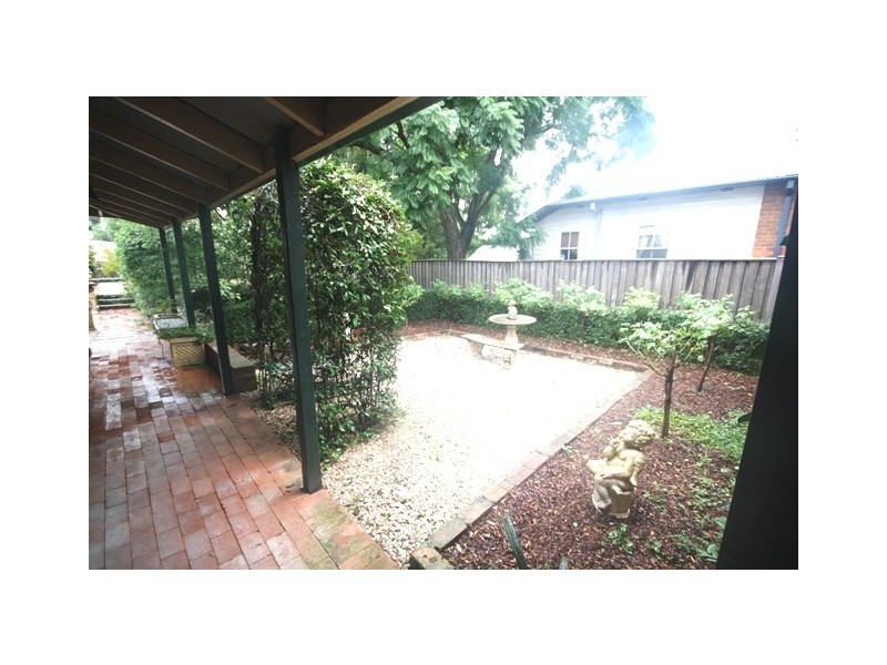 14 Banks Street, East Maitland NSW 2323