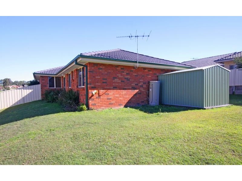 1 Pyalla Avenue, Aberglasslyn NSW 2320