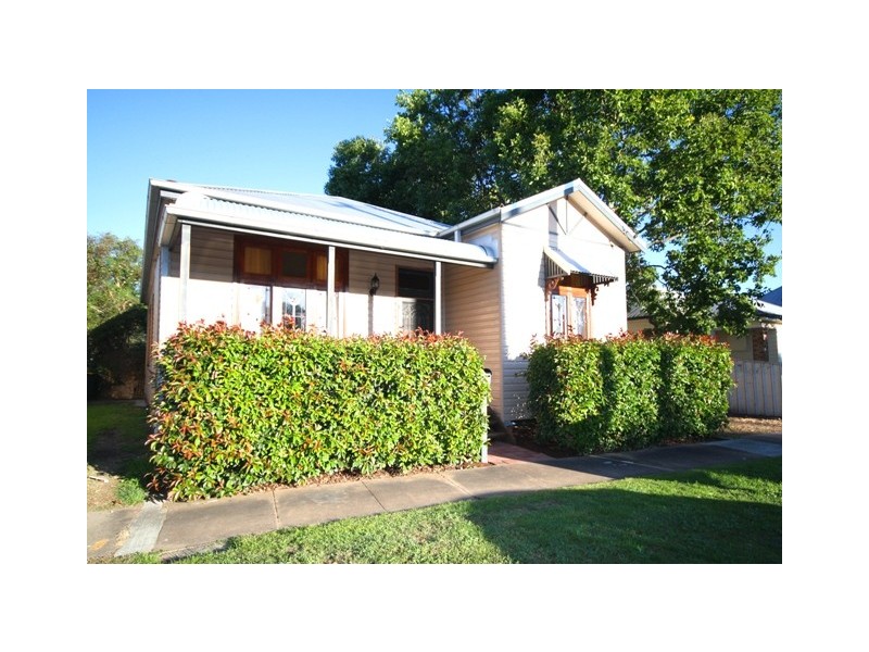 15 Melrose Street, Lorn NSW 2320