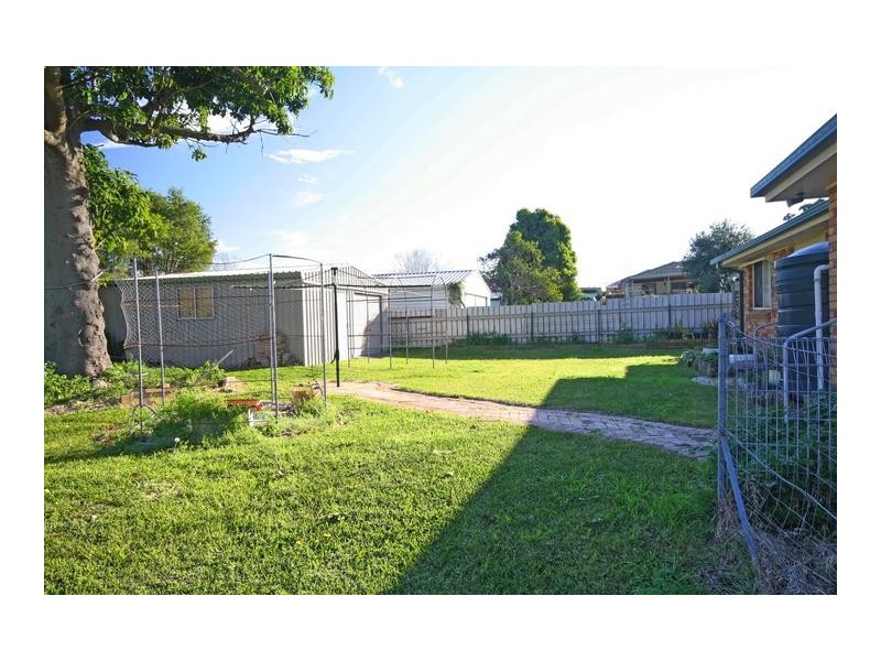 11 Victoria Street, Paterson NSW 2421