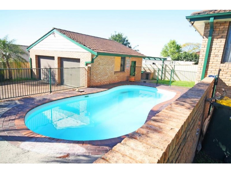 2 Treasure Street, Rutherford NSW 2320