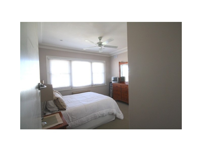 4 Fourth Avenue, Rutherford NSW 2320