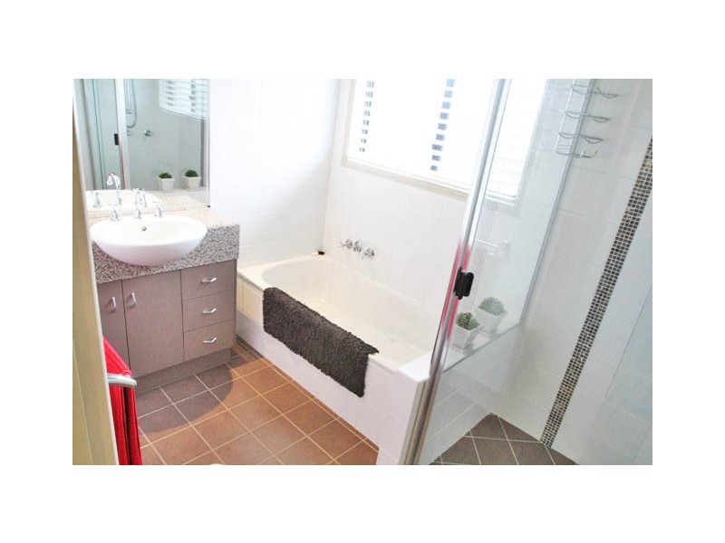 6 Capital Terrace, Bolwarra Heights NSW 2320
