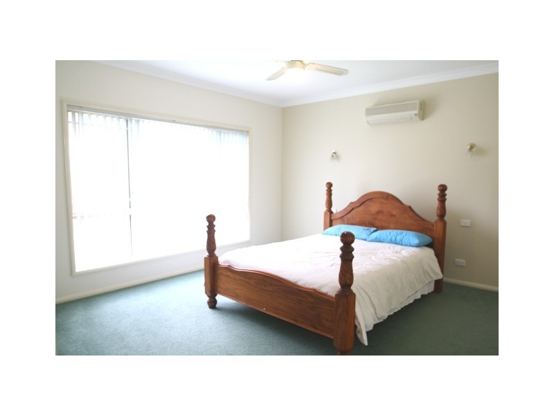 5 Leinster Circuit, Ashtonfield NSW 2323