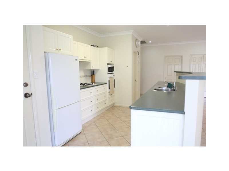 5 Leinster Circuit, Ashtonfield NSW 2323