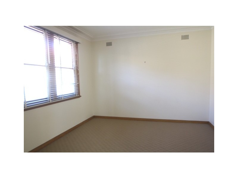 4 Glenview Street, Bolwarra Heights NSW 2320