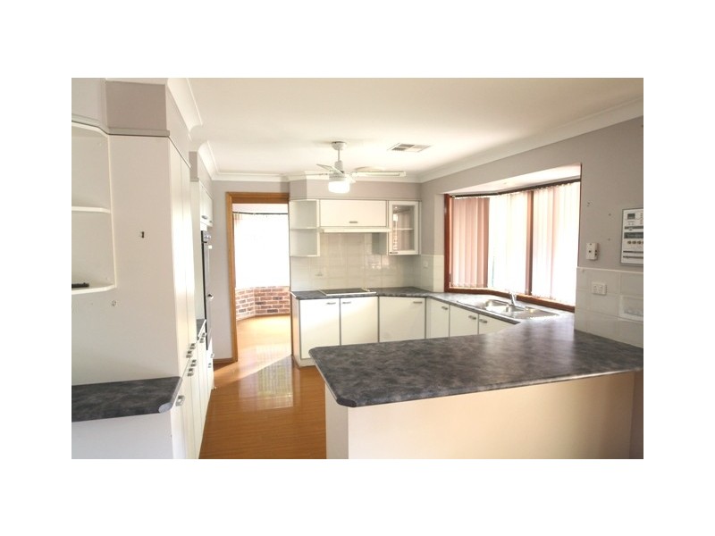 4 Ash Close, Largs NSW 2320