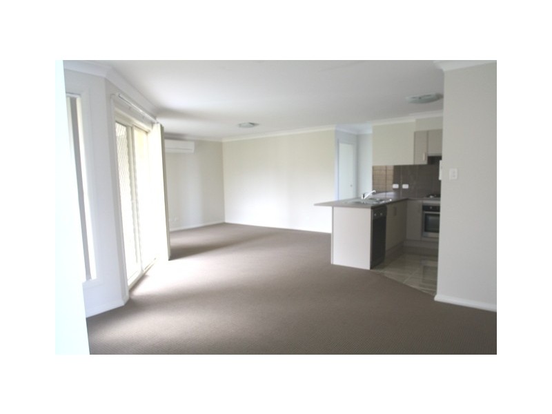 97 McKeachie Drive, Aberglasslyn NSW 2320