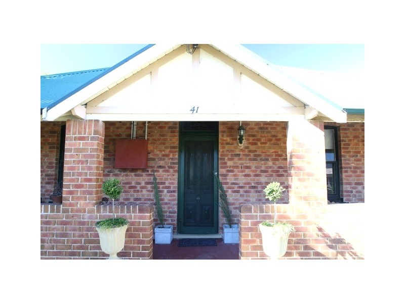 41 Melrose, Lorn NSW 2320