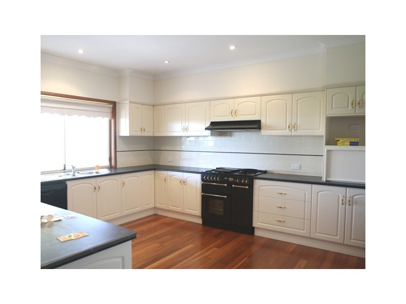 22 Tranquil Close, Louth Park NSW 2320