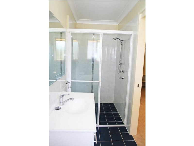 27 Hilldale, Bolwarra Heights NSW 2320