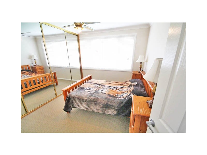 8 George Street, Largs NSW 2320