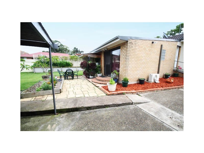 8 George Street, Largs NSW 2320