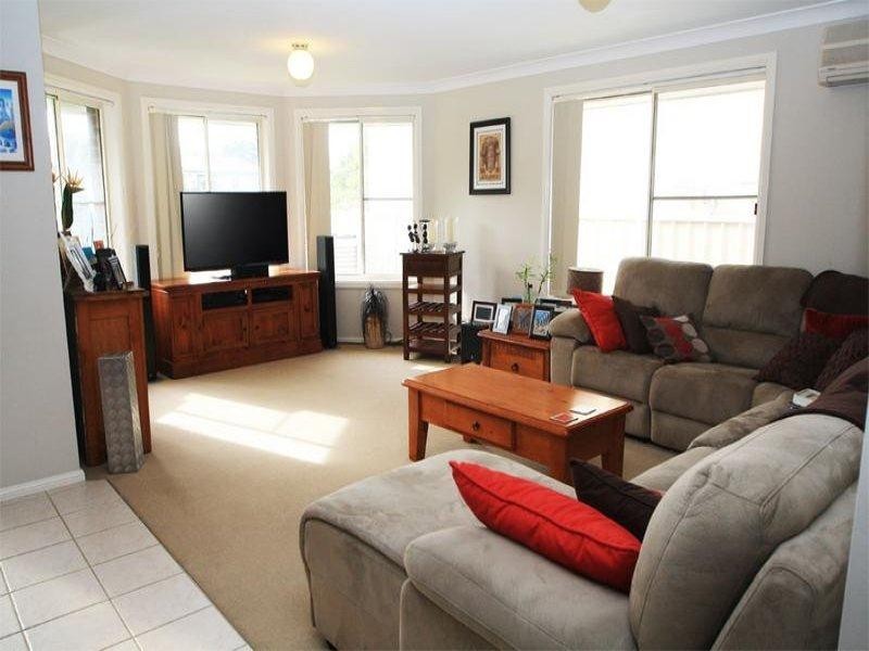 2/13 Cananga Road, Largs NSW 2320