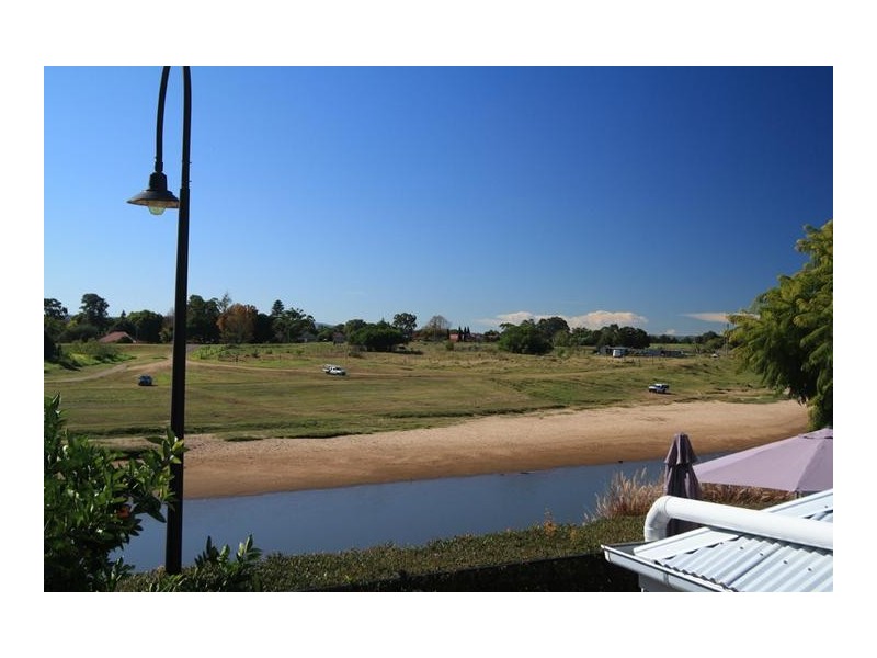 348A HIGH, Maitland NSW 2320