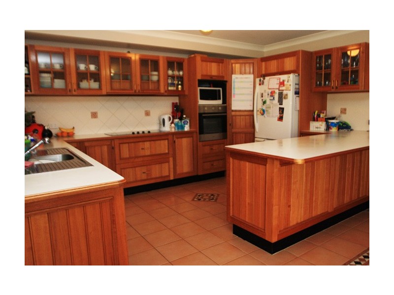 5 TREEFERN, Aberglasslyn NSW 2320