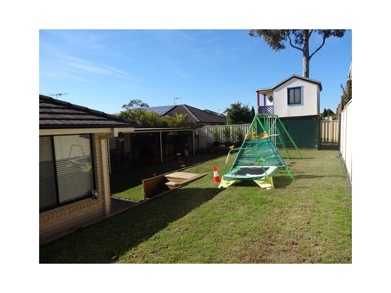 5 TREEFERN, Aberglasslyn NSW 2320
