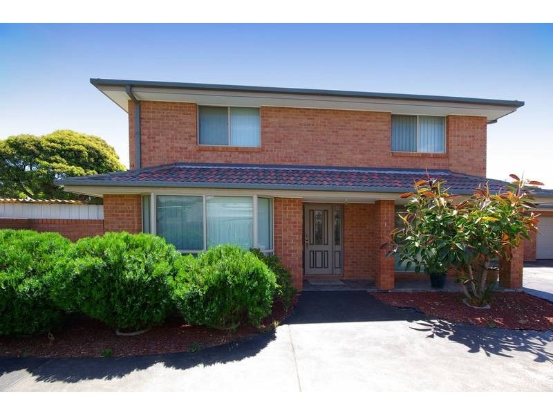 1/8 Fox Street, Dandenong VIC 3175