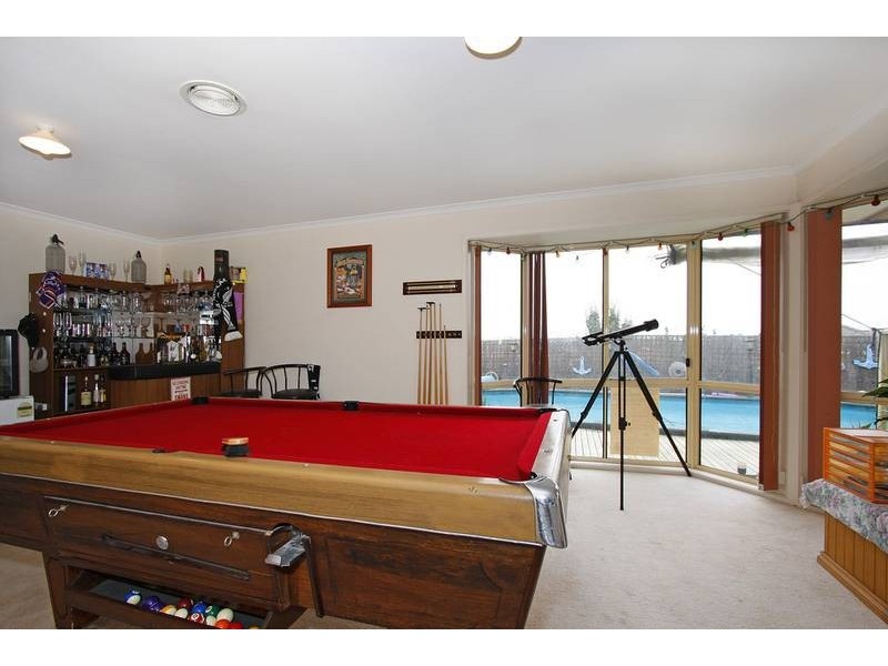 4 Haydn Place, Narre Warren South VIC 3805