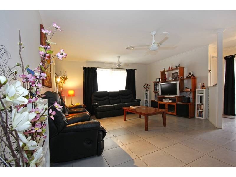 4 Haydn Place, Narre Warren South VIC 3805