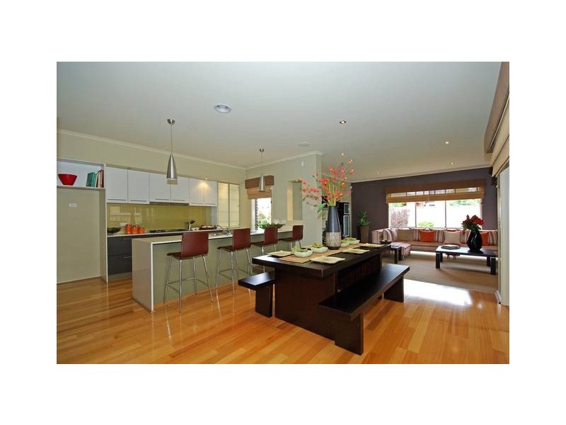 12 Carabeen Way, Lyndhurst VIC 3975