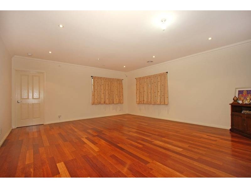 10 Monash Place, Clayton VIC 3168