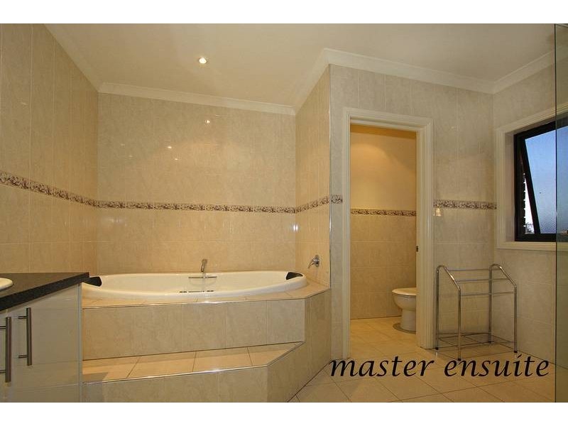 10 Monash Place, Clayton VIC 3168