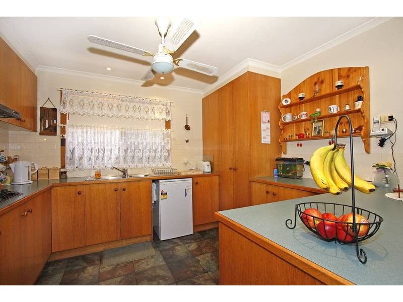 11 Brady Close, Lynbrook VIC 3975