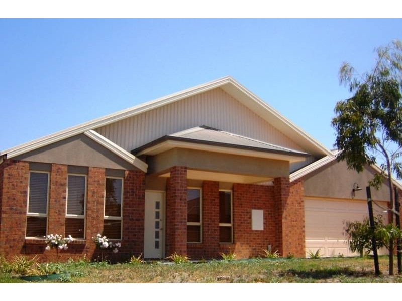 29 Bingham Rise, Lynbrook VIC 3975