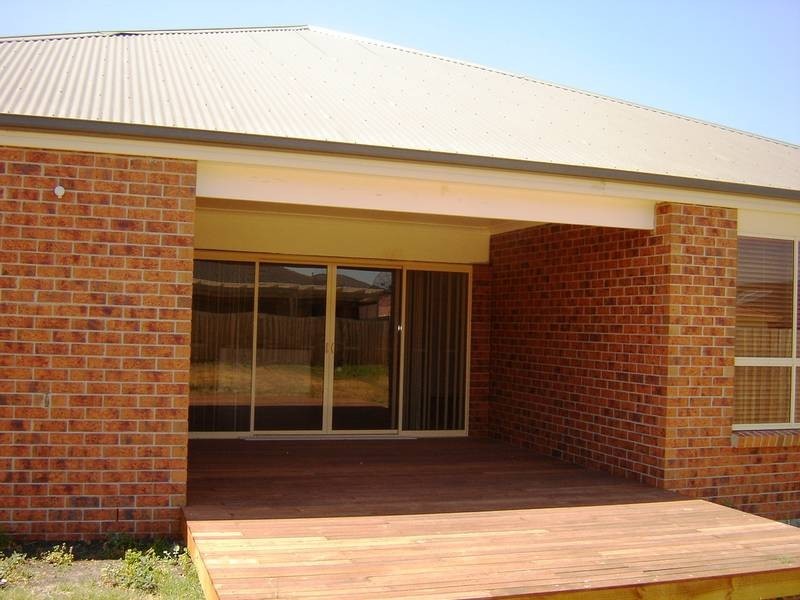 29 Bingham Rise, Lynbrook VIC 3975
