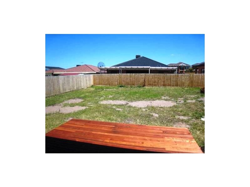 29 Bingham Rise, Lynbrook VIC 3975