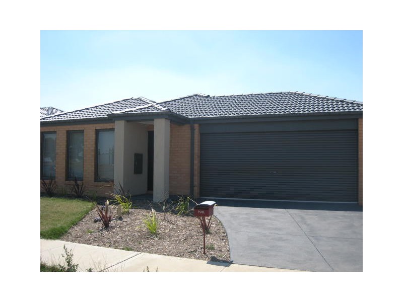 206 Bluemist Circuit, Lyndhurst VIC 3975