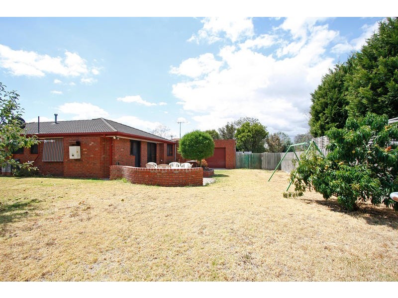 8 The Spur, Hampton Park VIC 3976