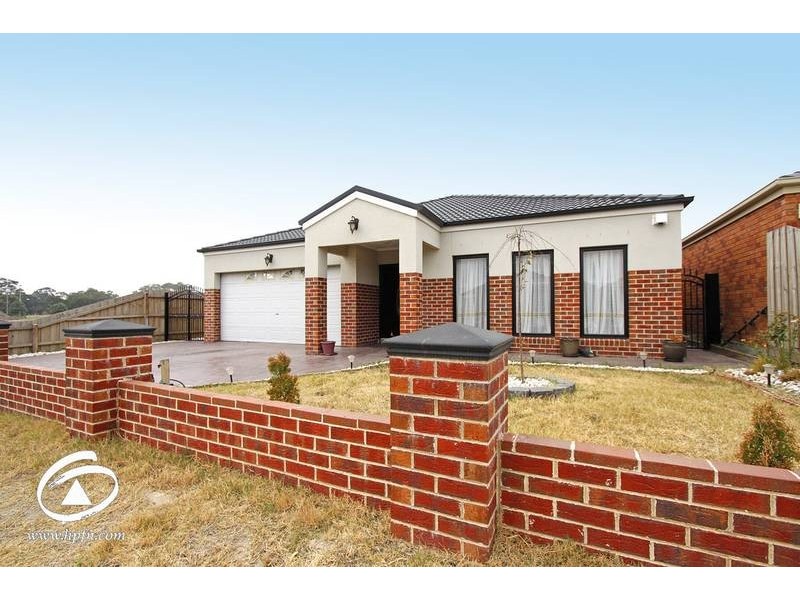 6 Speranza Place, Lynbrook VIC 3975