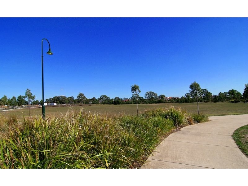 28 Glenbrook Crescent, Lynbrook VIC 3975