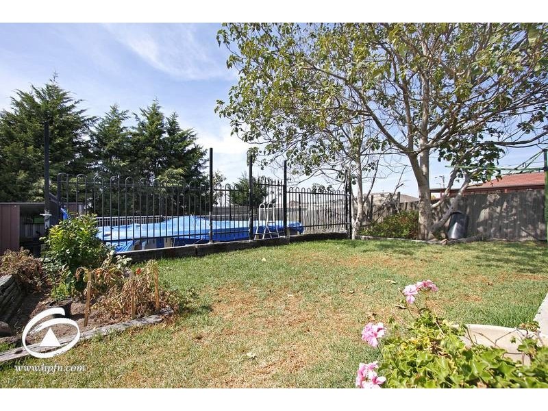 47 Michelle Drive, Hampton Park VIC 3976