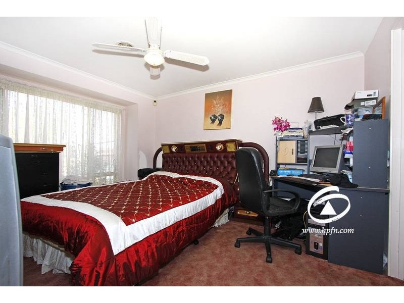 8 The Retreat, Hampton Park VIC 3976