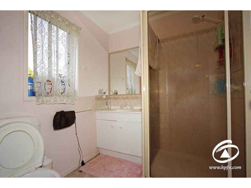 8 The Retreat, Hampton Park VIC 3976