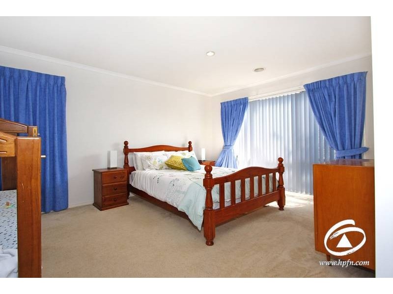 6 Keystone Court, Lynbrook VIC 3975