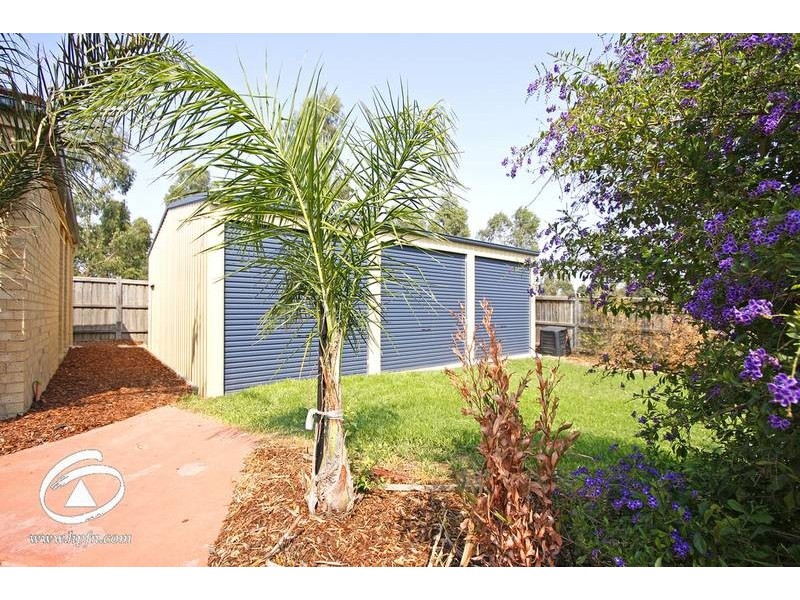 6 Keystone Court, Lynbrook VIC 3975
