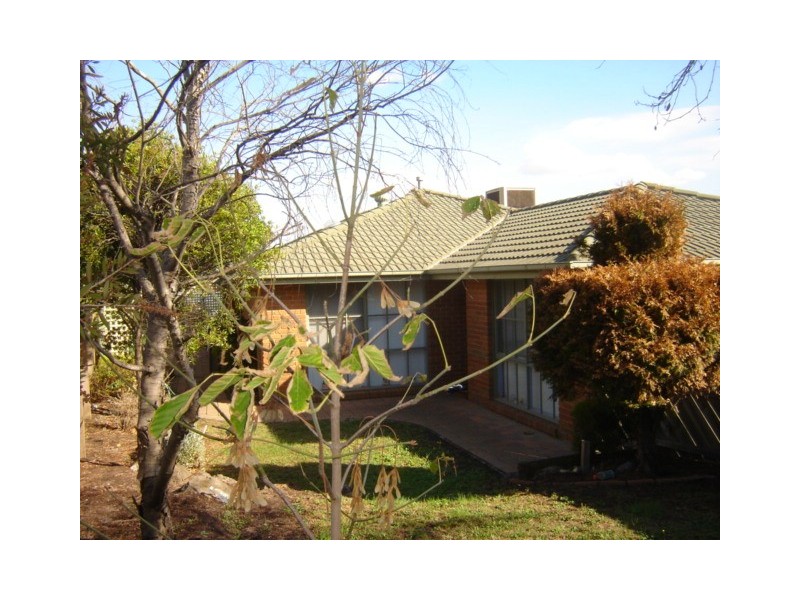 22 James Wyman Place, Hampton Park VIC 3976